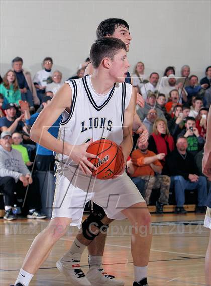 Thumbnail 3 in DuBois Central Catholic vs Clarion-Limestone (PIAA D9 AA Quarterfinal) photogallery.
