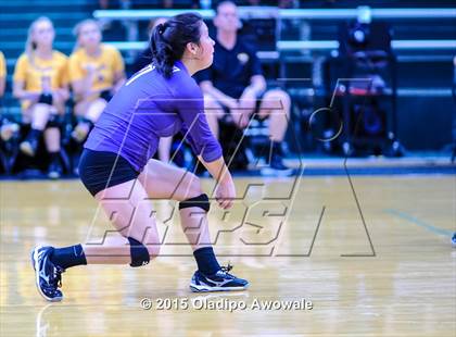 Thumbnail 2 in Naaman Forest vs Richardson (GISD Volleyball Tournament) photogallery.