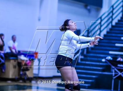 Thumbnail 2 in Naaman Forest vs Richardson (GISD Volleyball Tournament) photogallery.
