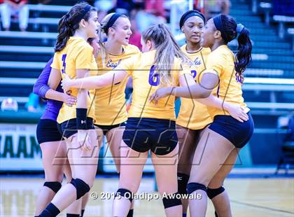 Thumbnail 3 in Naaman Forest vs Richardson (GISD Volleyball Tournament) photogallery.