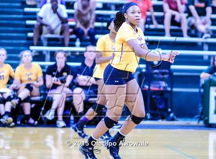 Thumbnail 3 in Naaman Forest vs Richardson (GISD Volleyball Tournament) photogallery.