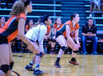 Thumbnail 2 in Naaman Forest vs Richardson (GISD Volleyball Tournament) photogallery.