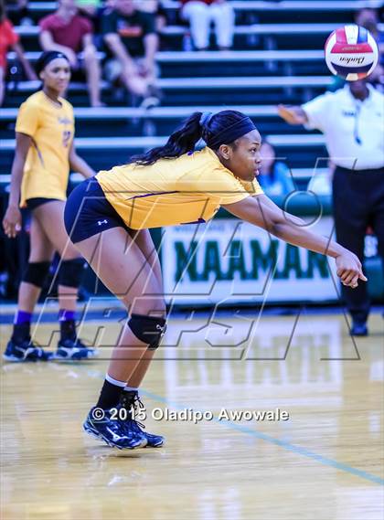 Thumbnail 3 in Naaman Forest vs Richardson (GISD Volleyball Tournament) photogallery.