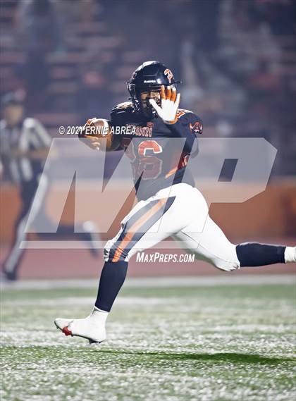 Thumbnail 2 in Amador Valley @ Pittsburg (CIF NCS D1 Playoff) photogallery.