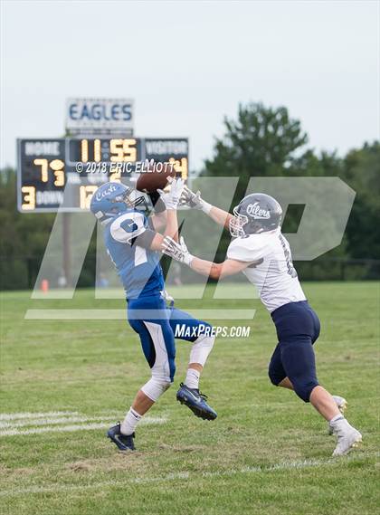 Thumbnail 2 in Oil City vs Conneaut Area photogallery.