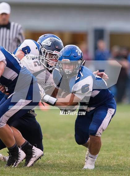 Thumbnail 2 in Oil City vs Conneaut Area photogallery.