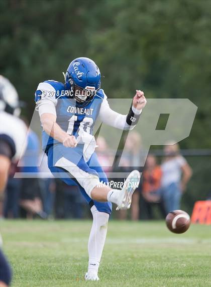 Thumbnail 2 in Oil City vs Conneaut Area photogallery.