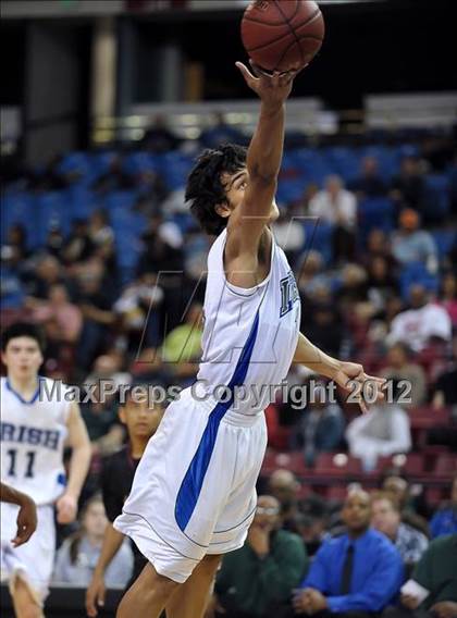 Thumbnail 2 in Alemany vs. Sacred Heart Cathedral (CIF State D3 Final) photogallery.