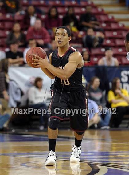Thumbnail 1 in Alemany vs. Sacred Heart Cathedral (CIF State D3 Final) photogallery.