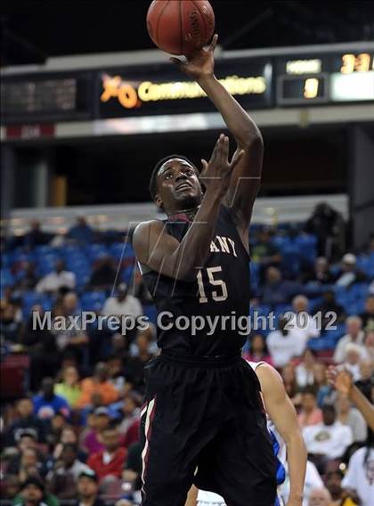 Thumbnail 2 in Alemany vs. Sacred Heart Cathedral (CIF State D3 Final) photogallery.