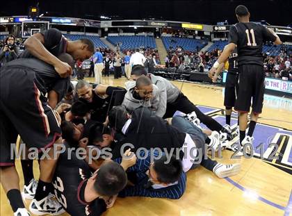 Thumbnail 3 in Alemany vs. Sacred Heart Cathedral (CIF State D3 Final) photogallery.