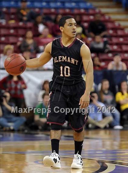Thumbnail 1 in Alemany vs. Sacred Heart Cathedral (CIF State D3 Final) photogallery.