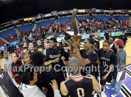 Thumbnail 3 in Alemany vs. Sacred Heart Cathedral (CIF State D3 Final) photogallery.