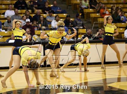 Thumbnail 2 in Valor Christian vs. Sand Creek (CHSAA 4A Final) photogallery.