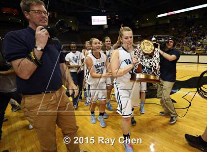 Thumbnail 3 in Valor Christian vs. Sand Creek (CHSAA 4A Final) photogallery.
