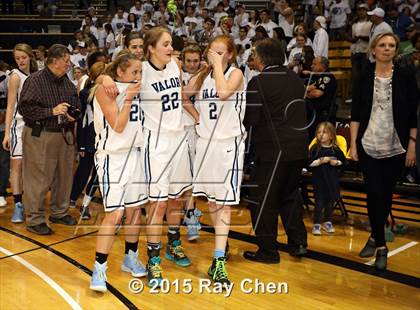 Thumbnail 1 in Valor Christian vs. Sand Creek (CHSAA 4A Final) photogallery.