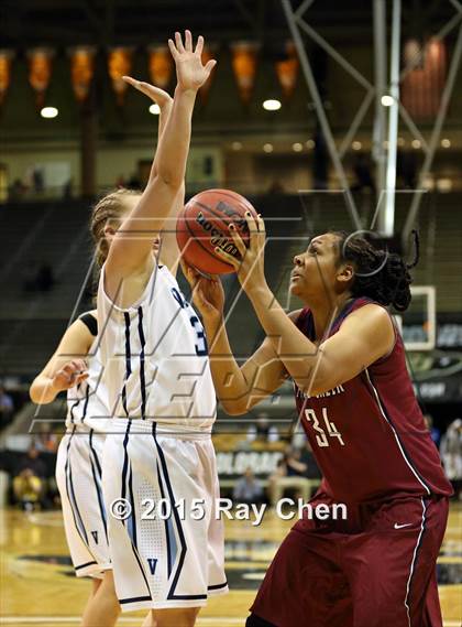 Thumbnail 1 in Valor Christian vs. Sand Creek (CHSAA 4A Final) photogallery.