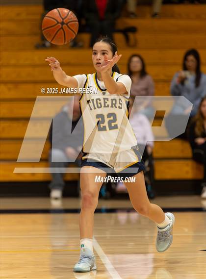 Thumbnail 1 in Lick-Wilmerding vs Notre Dame (Steve Geramoni Invitational) photogallery.