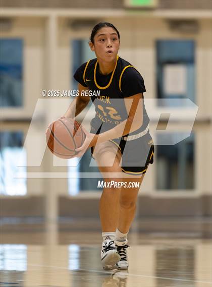 Thumbnail 2 in Lick-Wilmerding vs Notre Dame (Steve Geramoni Invitational) photogallery.