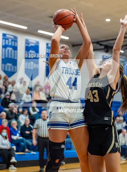 Thumbnail 2 in Noblesville @ Indianapolis Bishop Chatard photogallery.