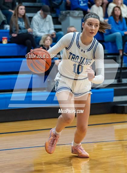 Thumbnail 1 in Noblesville @ Indianapolis Bishop Chatard photogallery.