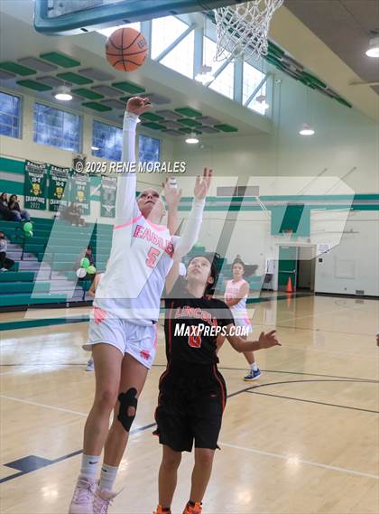 Thumbnail 2 in Lincoln vs Eagle Rock photogallery.