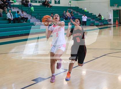 Thumbnail 1 in Lincoln vs Eagle Rock photogallery.