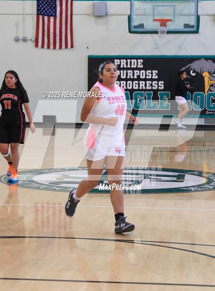 Thumbnail 2 in Lincoln vs Eagle Rock photogallery.