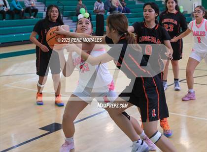 Thumbnail 3 in Lincoln vs Eagle Rock photogallery.
