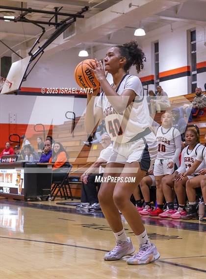 Thumbnail 2 in Douglas Byrd @ South View (First Round United 8 Athletic Conference Tournament) photogallery.