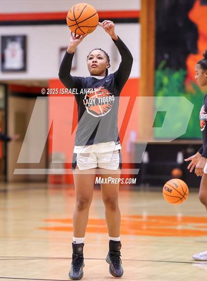 Thumbnail 2 in Douglas Byrd @ South View (First Round United 8 Athletic Conference Tournament) photogallery.