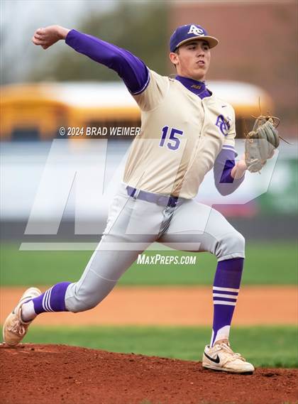 Thumbnail 1 in Ascension Catholic @ E.D. White photogallery.