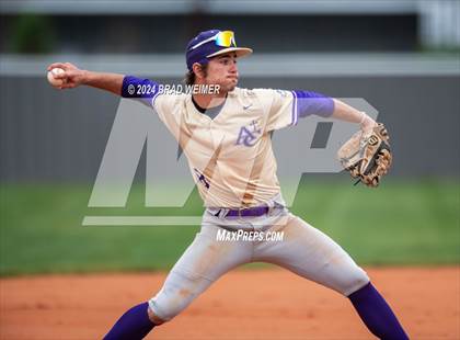 Thumbnail 2 in Ascension Catholic @ E.D. White photogallery.