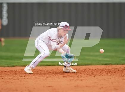 Thumbnail 3 in Ascension Catholic @ E.D. White photogallery.