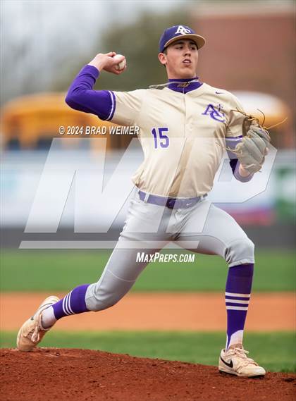 Thumbnail 1 in Ascension Catholic @ E.D. White photogallery.