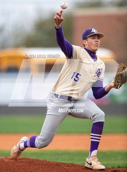 Thumbnail 2 in Ascension Catholic @ E.D. White photogallery.