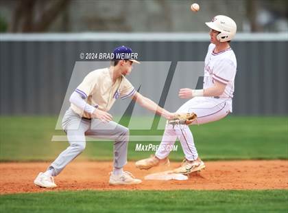 Thumbnail 2 in Ascension Catholic @ E.D. White photogallery.
