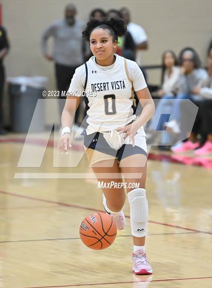 Thumbnail 2 in Desert Vista vs. Centennial (Hoophall West Invitational) photogallery.