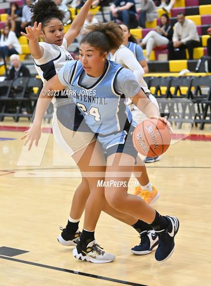Thumbnail 1 in Desert Vista vs. Centennial (Hoophall West Invitational) photogallery.
