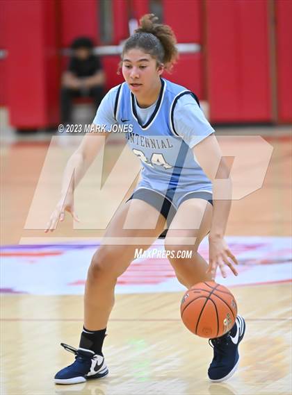 Thumbnail 2 in Desert Vista vs. Centennial (Hoophall West Invitational) photogallery.