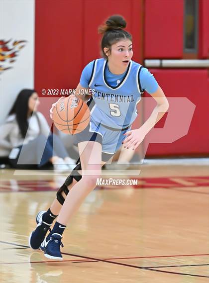 Thumbnail 2 in Desert Vista vs. Centennial (Hoophall West Invitational) photogallery.