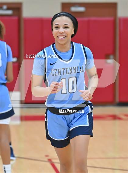 Thumbnail 2 in Desert Vista vs. Centennial (Hoophall West Invitational) photogallery.