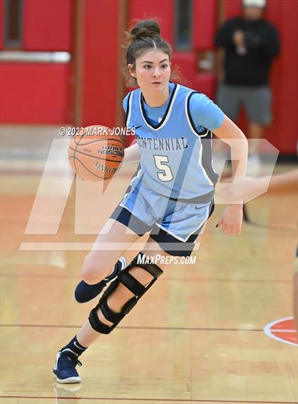 Thumbnail 2 in Desert Vista vs. Centennial (Hoophall West Invitational) photogallery.