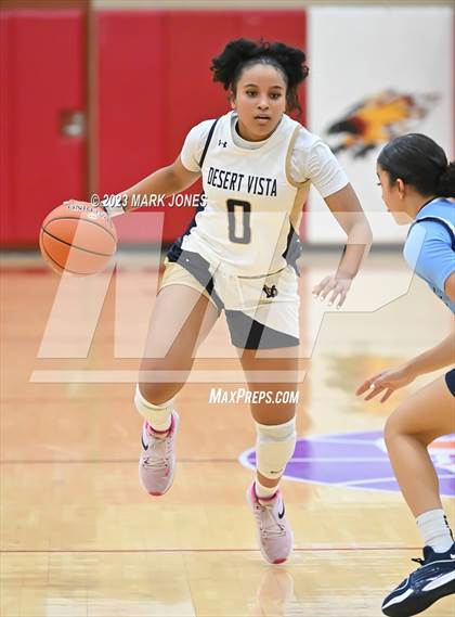Thumbnail 3 in Desert Vista vs. Centennial (Hoophall West Invitational) photogallery.