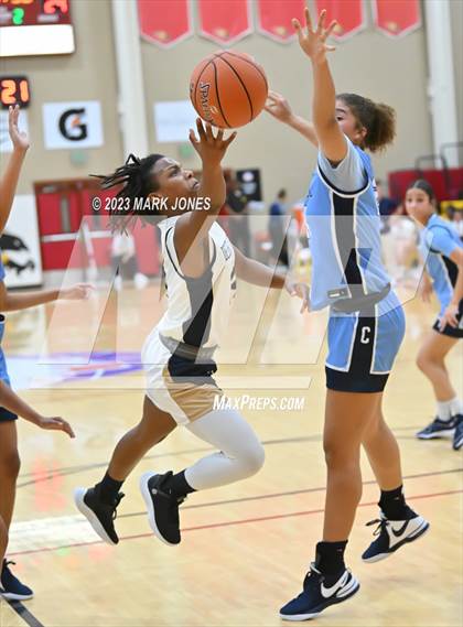 Thumbnail 3 in Desert Vista vs. Centennial (Hoophall West Invitational) photogallery.
