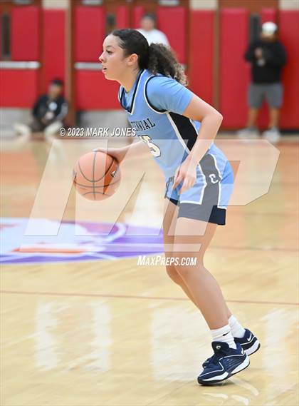 Thumbnail 2 in Desert Vista vs. Centennial (Hoophall West Invitational) photogallery.