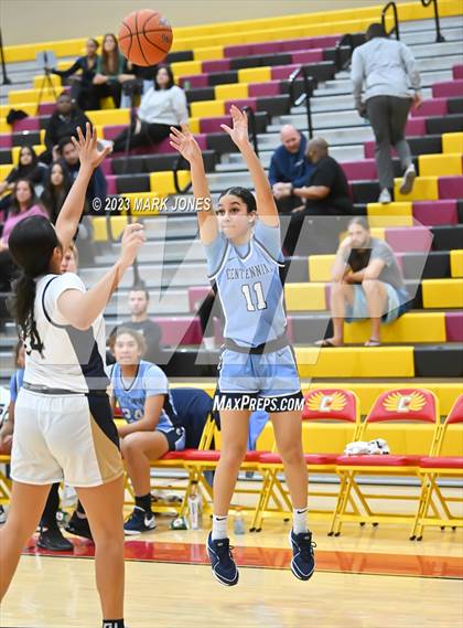 Thumbnail 2 in Desert Vista vs. Centennial (Hoophall West Invitational) photogallery.