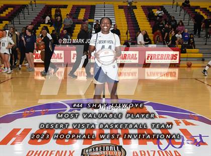Thumbnail 2 in Desert Vista vs. Centennial (Hoophall West Invitational) photogallery.