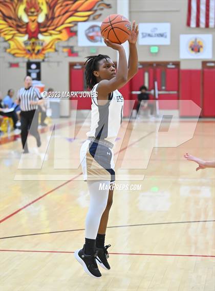 Thumbnail 3 in Desert Vista vs. Centennial (Hoophall West Invitational) photogallery.