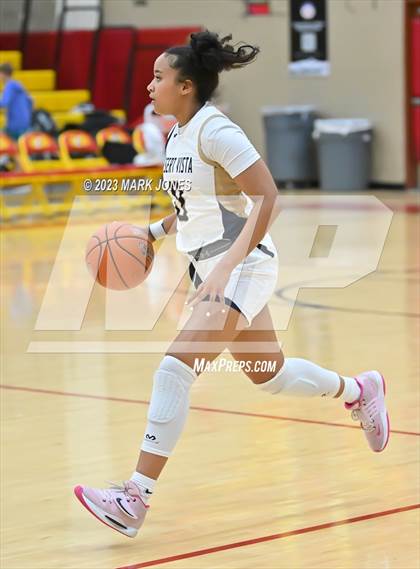 Thumbnail 2 in Desert Vista vs. Centennial (Hoophall West Invitational) photogallery.
